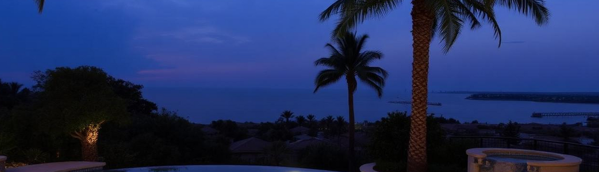 Personalized Pools.
Breathtaking Backyard Retreats.