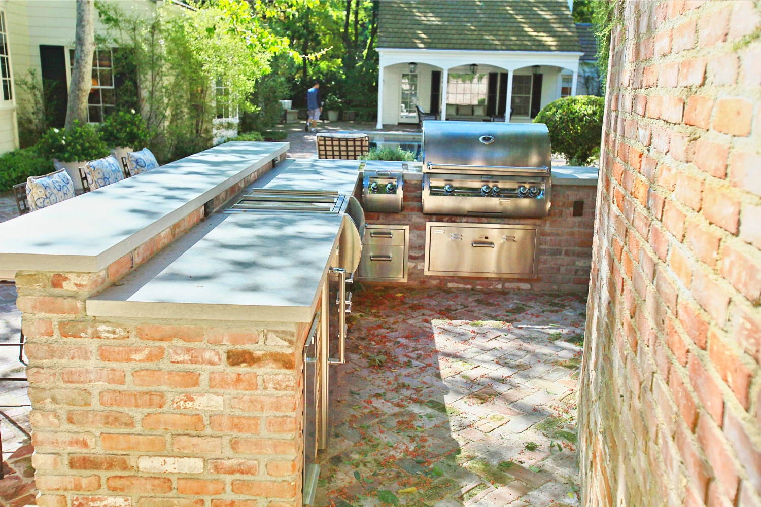 Transform Your Backyard Living: Here Is Why Custom Outdoor Kitchens in Fort Worth TX Make All the Difference
